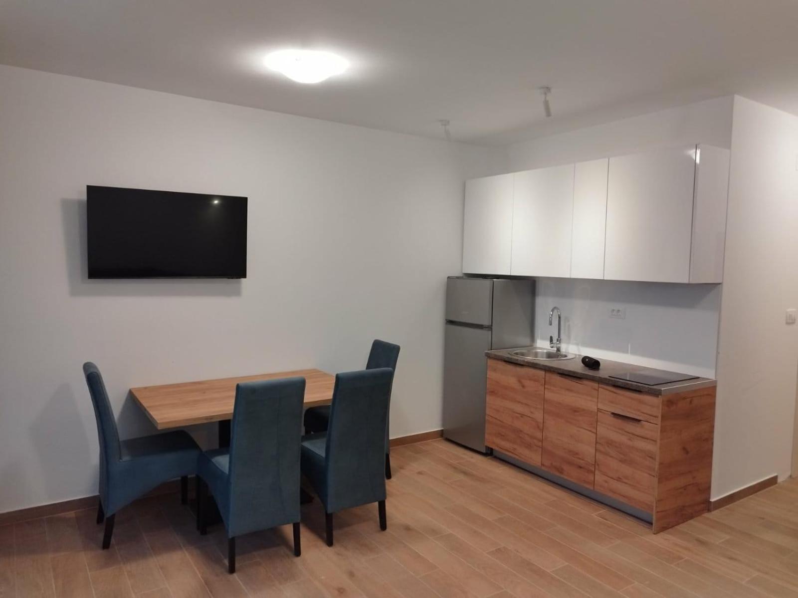 Heart Of Loviste Apartment Ngoại thất bức ảnh